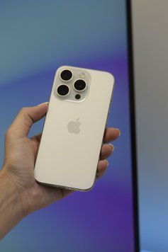 (б/у) iPhone 15 Pro 1TB White Titanium eSIM (Хороший, 100, Замінений) 15P-128-BTI-E-Z-100-Z фото