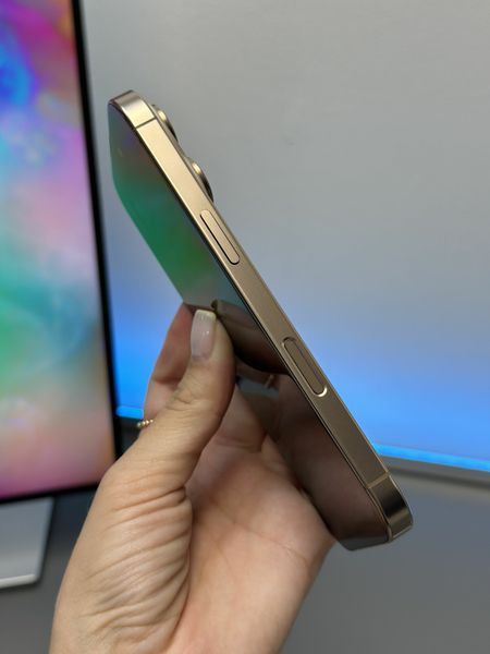 (б/у) iPhone 16 Pro 256GB Desert Titanium eSIM (Ідеальний, 90+, Оригінал) 16P-128-BTI-E-Z-100-Z фото